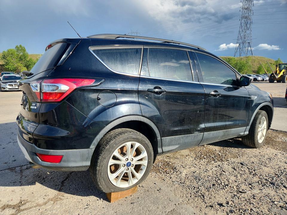 Продажа на аукционе авто 2017 Ford Escape, vin: 1FMCU9G99HUB94196, номер лота: 55621656