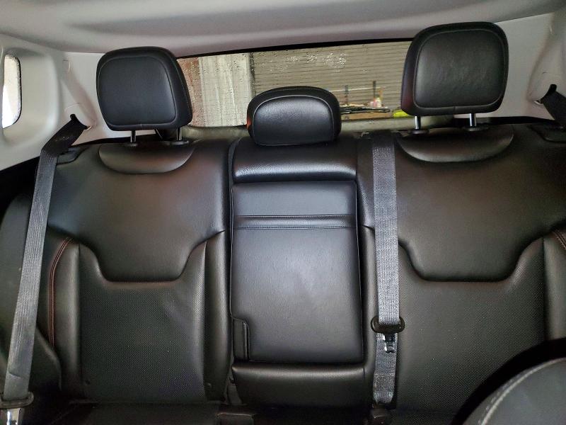 58483416 :رقم المزاد ، 3C4NJDDB2JT179247 vin ، 2018 Jeep Compass مزاد بيع