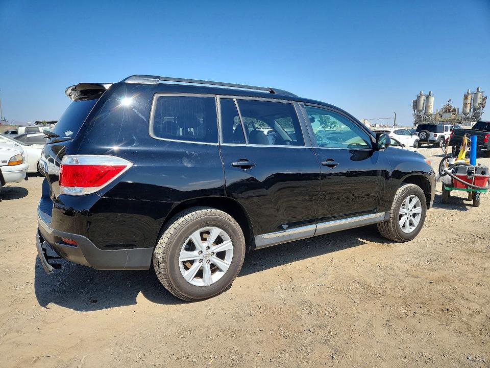 58845816 :رقم المزاد ، 5TDBK3EH3DS237474 vin ، 2013 Toyota Highlander مزاد بيع
