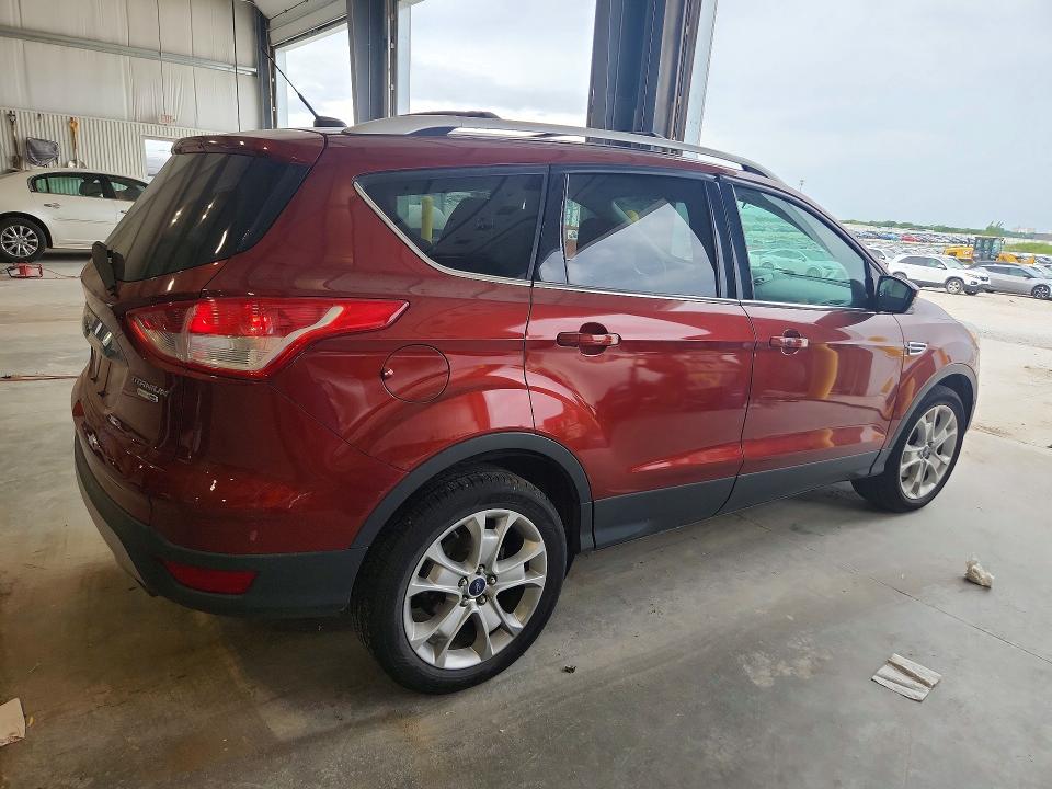 2015 Ford Escape მანქანა იყიდება აუქციონზე, vin: 1FMCU9JX0FUC78900, აუქციონის ნომერი: 55635446