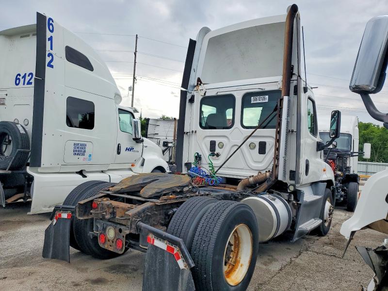 Продаж на аукціоні авто 2016 Freightliner Cascadia 125, vin: 1FUBGEDV1GLHC5761, номер лоту: 50610106