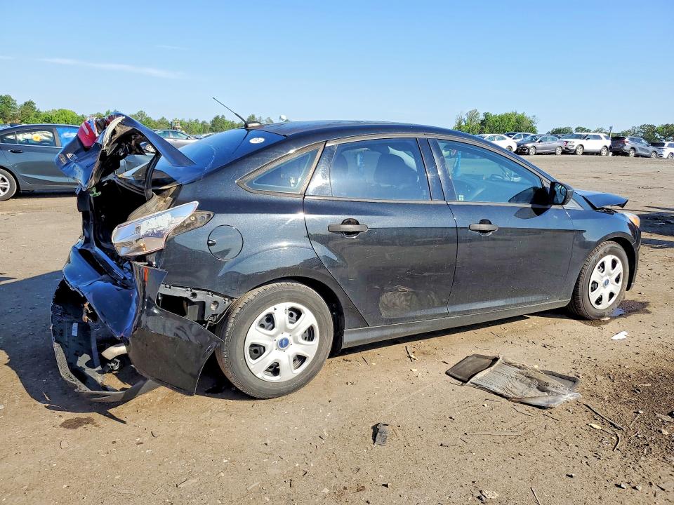 2015 Ford Focus მანქანა იყიდება აუქციონზე, vin: 1FADP3E20FL300076, აუქციონის ნომერი: 56036796