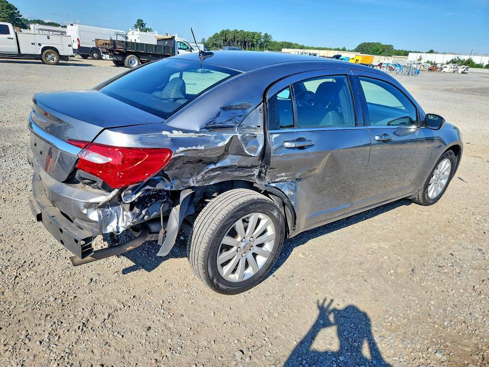 58597836 :رقم المزاد ، 1C3CCBBB3CN105576 vin ، 2012 Chrysler 200 مزاد بيع