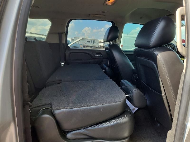 Продажа на аукционе авто 2010 Chevrolet Suburban, vin: 1GNUKJE38AR244469, номер лота: 55494506