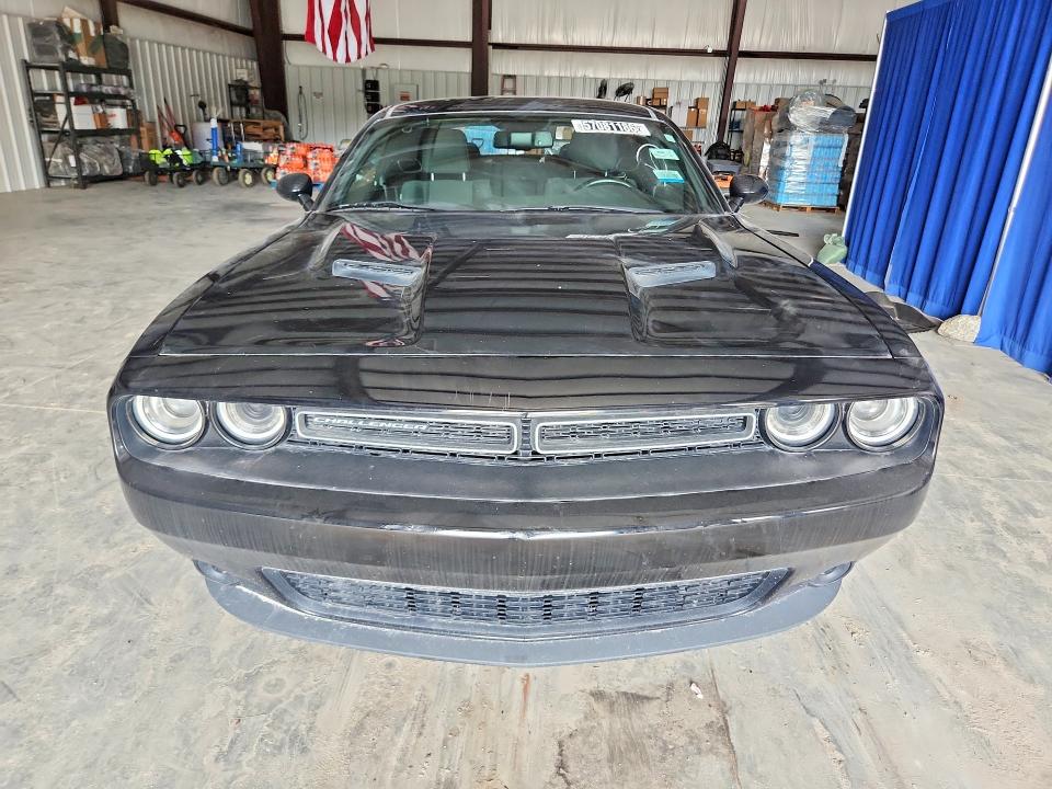 57081186 :رقم المزاد ، 2C3CDZAG2HH592210 vin ، 2017 Dodge Challenger مزاد بيع