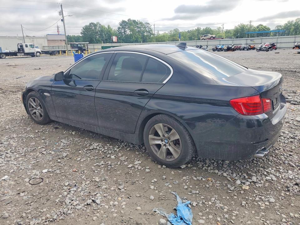 55590446 :رقم المزاد ، WBAFR1C59BC750380 vin ، 2011 Bmw 528 مزاد بيع