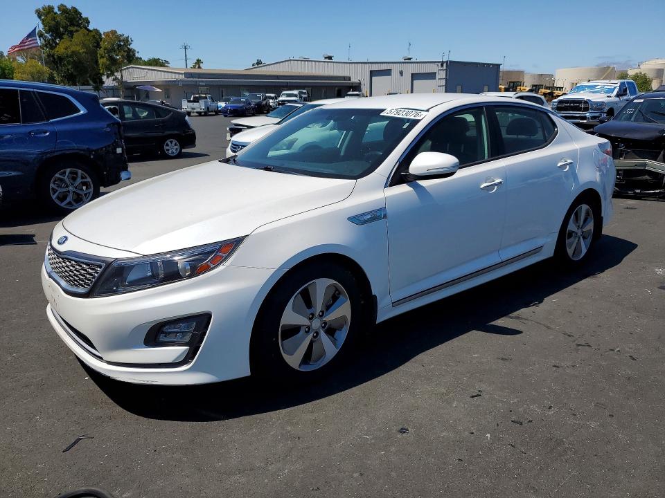 57923076 :رقم المزاد ، KNAGN4ADXF5083082 vin ، 2015 Kia Optima مزاد بيع