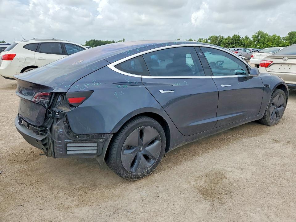 57314556 :رقم المزاد ، 5YJ3E1EA3JF033938 vin ، 2018 Tesla Model 3 Ev 4d 2wd مزاد بيع