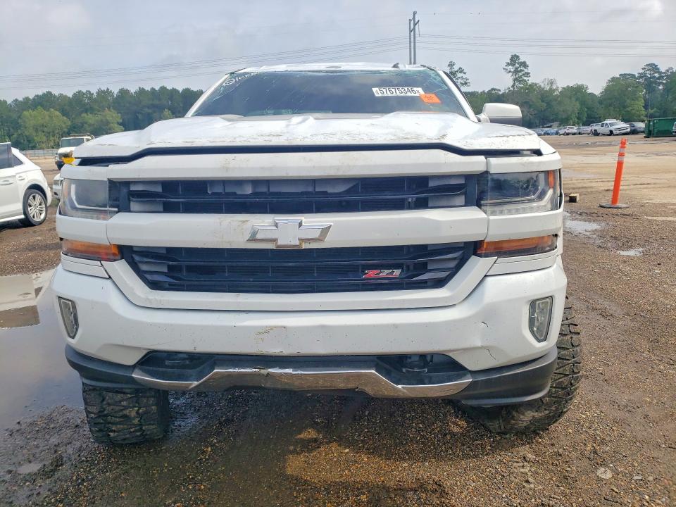 Продажа на аукционе авто 2016 Chevrolet Silverado, vin: 3GCUKREC4GG143638, номер лота: 57675346