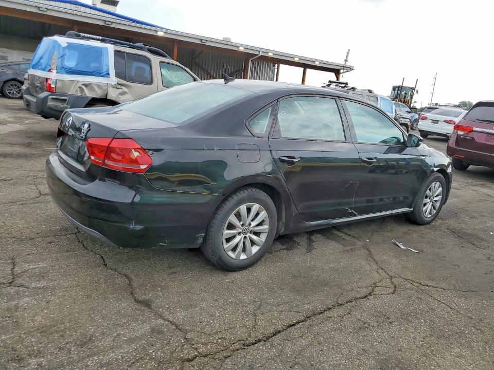 2014 Volkswagen Passat მანქანა იყიდება აუქციონზე, vin: 1VWAS7A34EC108723, აუქციონის ნომერი: 58784496