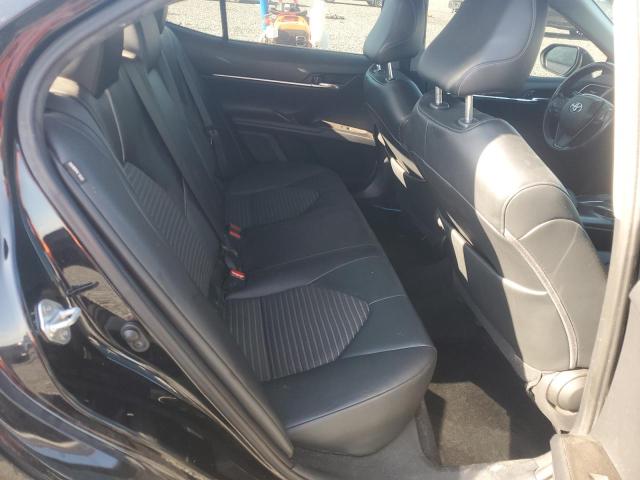 57585936 :رقم المزاد ، 4T1G11AK1NU656334 vin ، 2022 Toyota Camry مزاد بيع