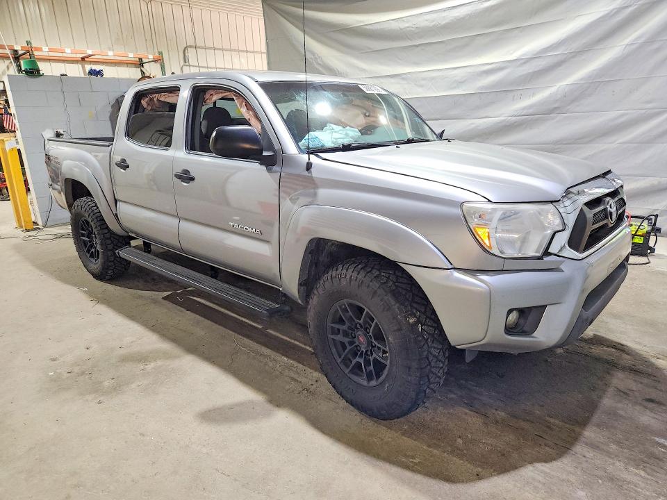 Продажа на аукционе авто 2015 Toyota Tacoma, vin: 3TMLU4EN4FM203850, номер лота: 56681996