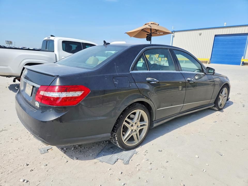 2011 Mercedes-benz E მანქანა იყიდება აუქციონზე, vin: WDDHF5GB3BA301841, აუქციონის ნომერი: 58605916