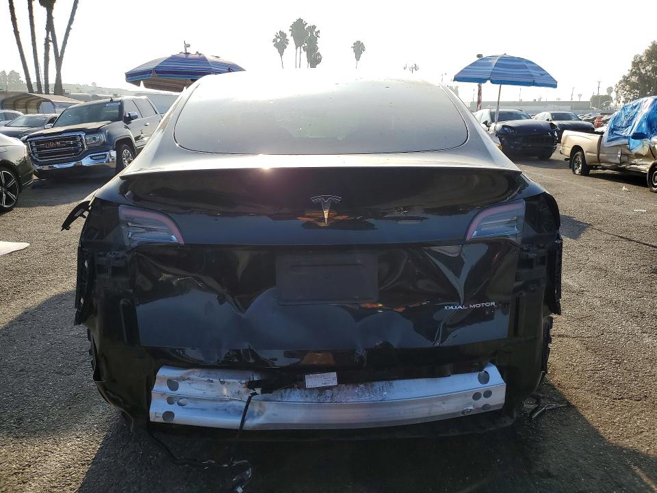 56279076 :رقم المزاد ، 5YJYGDEE5MF141485 vin ، 2021 Tesla Model Y مزاد بيع