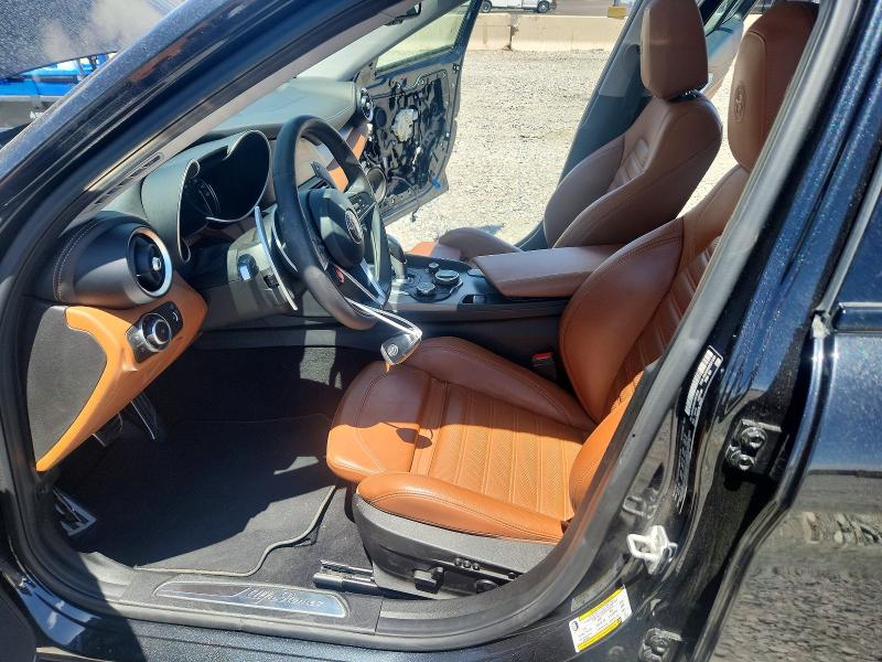 54707576 :رقم المزاد ، ZARFAEEN1J7570838 vin ، 2018 Alfa Romeo Giulia مزاد بيع