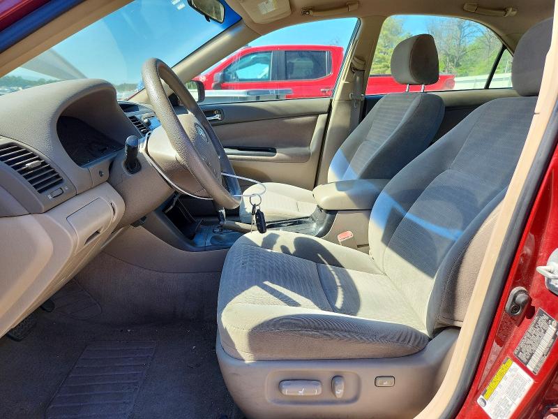 56595506 :رقم المزاد ، 4T1BE32K15U089289 vin ، 2005 Toyota Camry مزاد بيع