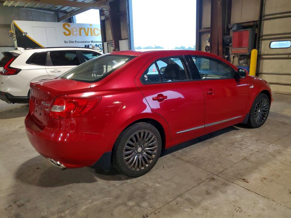 2012 Suzuki Kizashi მანქანა იყიდება აუქციონზე, vin: JS2RF9A32C6100014, აუქციონის ნომერი: 56707116