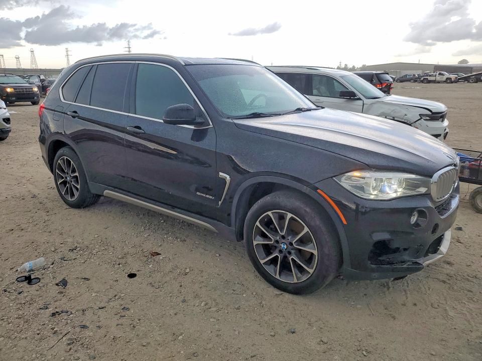 55923516 :رقم المزاد ، 5UXKR2C58J0Z18225 vin ، 2018 Bmw X5 مزاد بيع