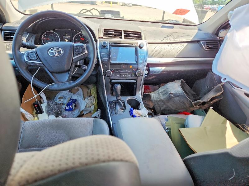 57034786 :رقم المزاد ، 4T1BK1FK5HU580282 vin ، 2017 Toyota Camry مزاد بيع