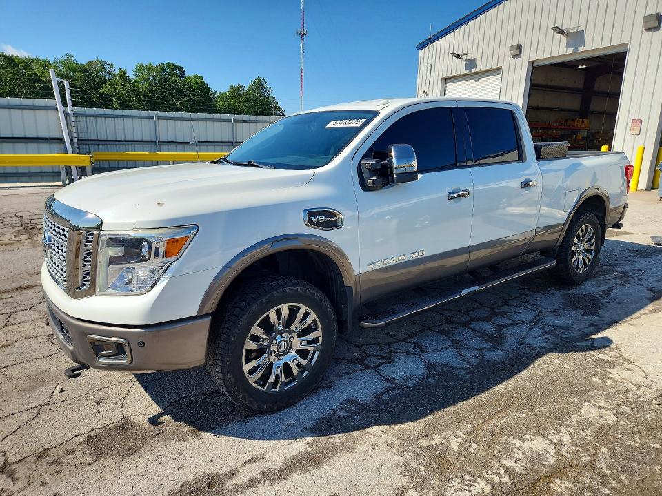 57442276 :رقم المزاد ، 1N6AA1F42HN551012 vin ، 2017 Nissan Titan Xd مزاد بيع