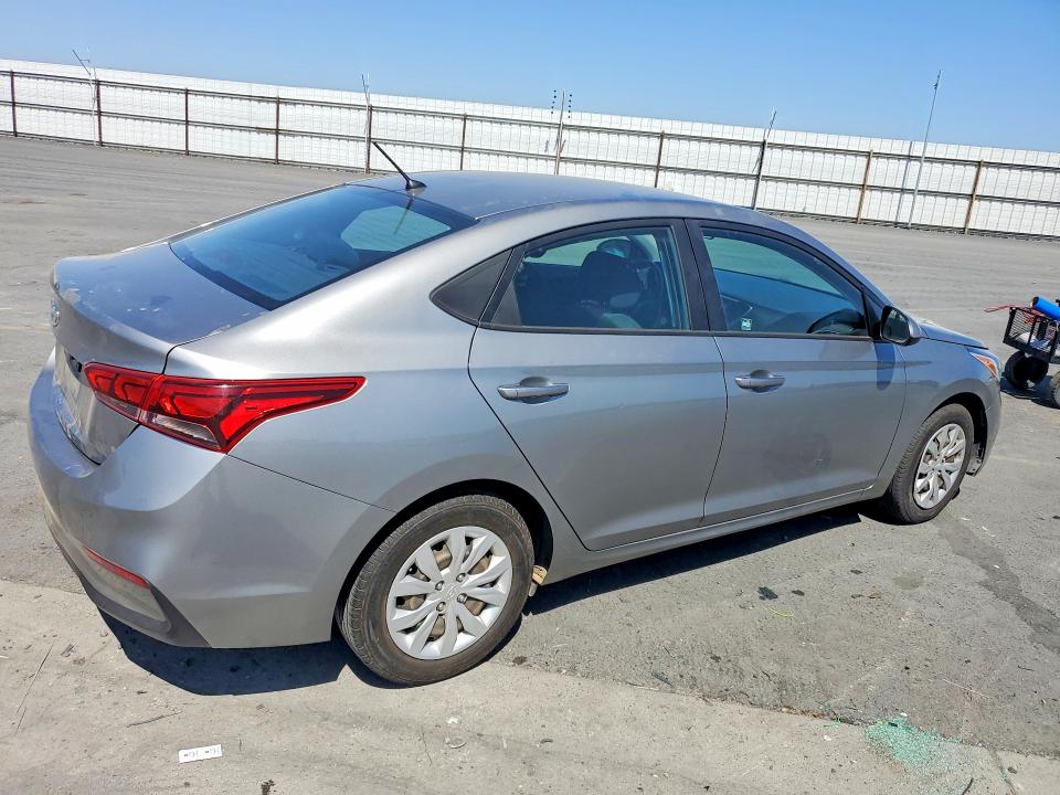 2021 Hyundai Accent მანქანა იყიდება აუქციონზე, vin: 3KPC24A65ME149311, აუქციონის ნომერი: 58407536