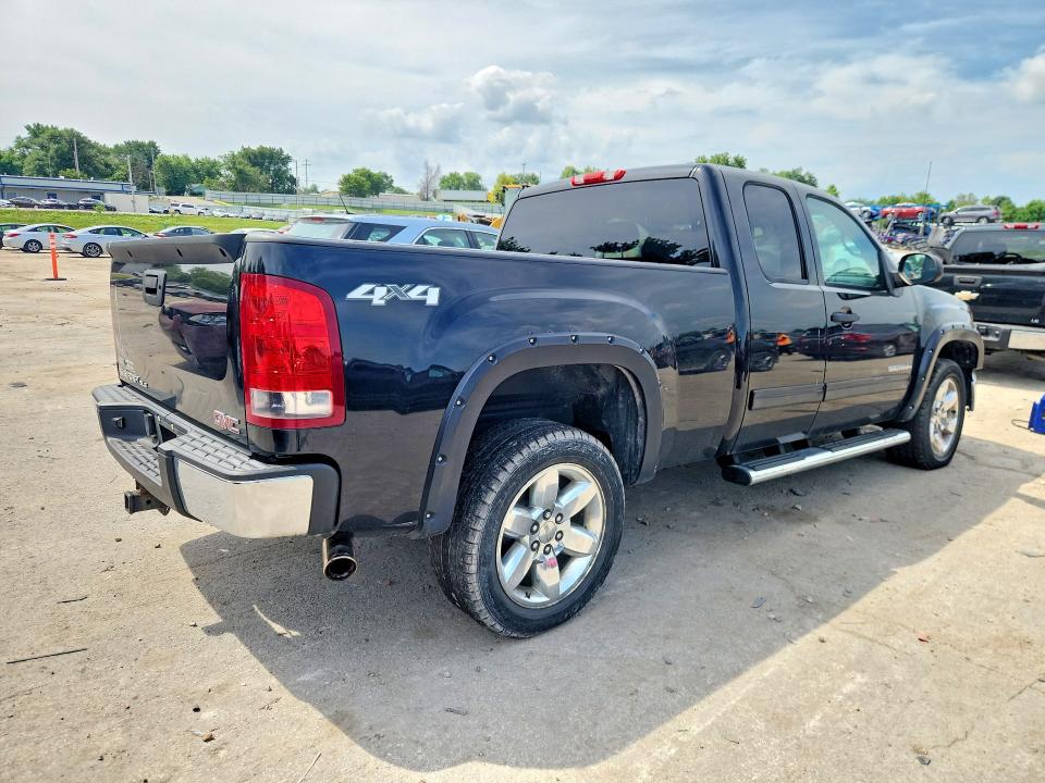 55823596 :رقم المزاد ، 1GTR2VE70CZ272312 vin ، 2012 Gmc Sierra مزاد بيع
