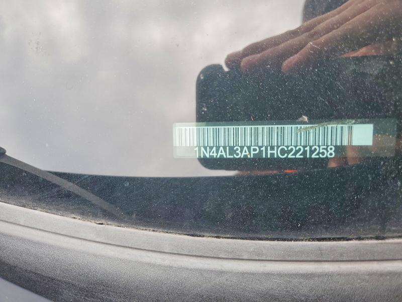 Продажа на аукционе авто 2017 Nissan Altima, vin: 1N4AL3AP1HC221258, номер лота: 58692566