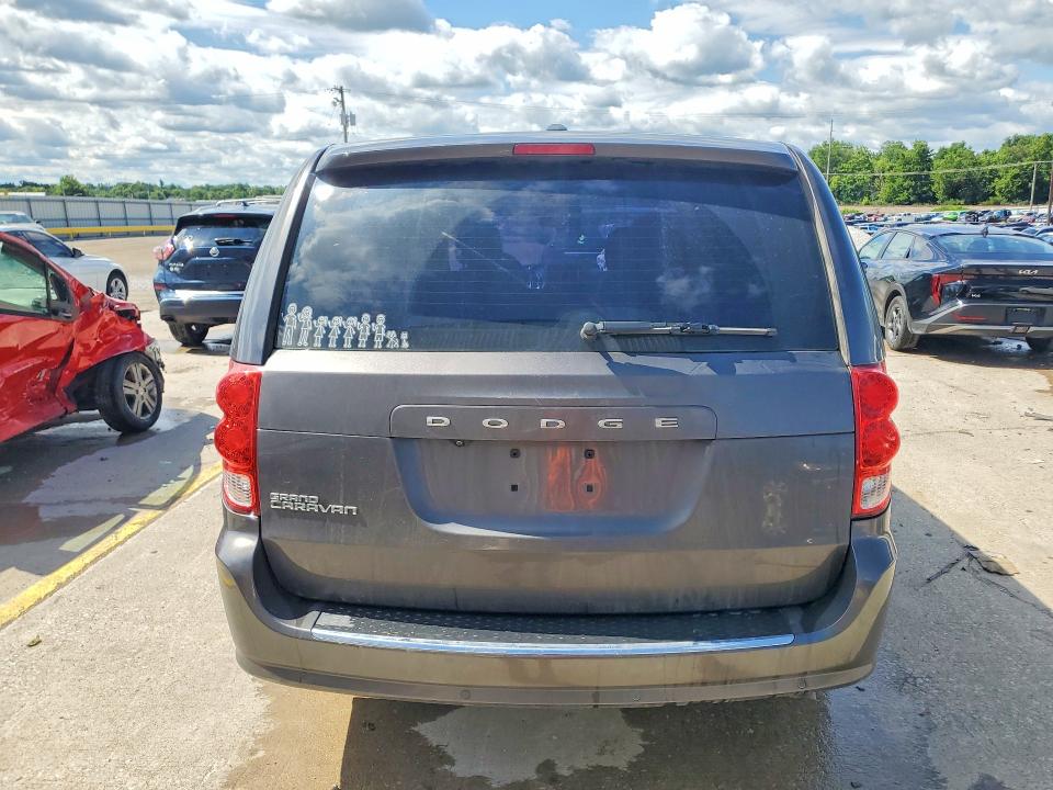 57047796 :رقم المزاد ، 2C4RDGEG1JR146179 vin ، 2018 Dodge Grand Caravan مزاد بيع