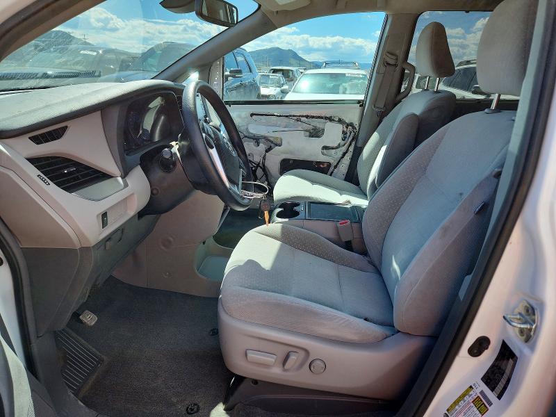 57877726 :رقم المزاد ، 5TDKZ3DC3JS949075 vin ، 2018 Toyota Sienna مزاد بيع