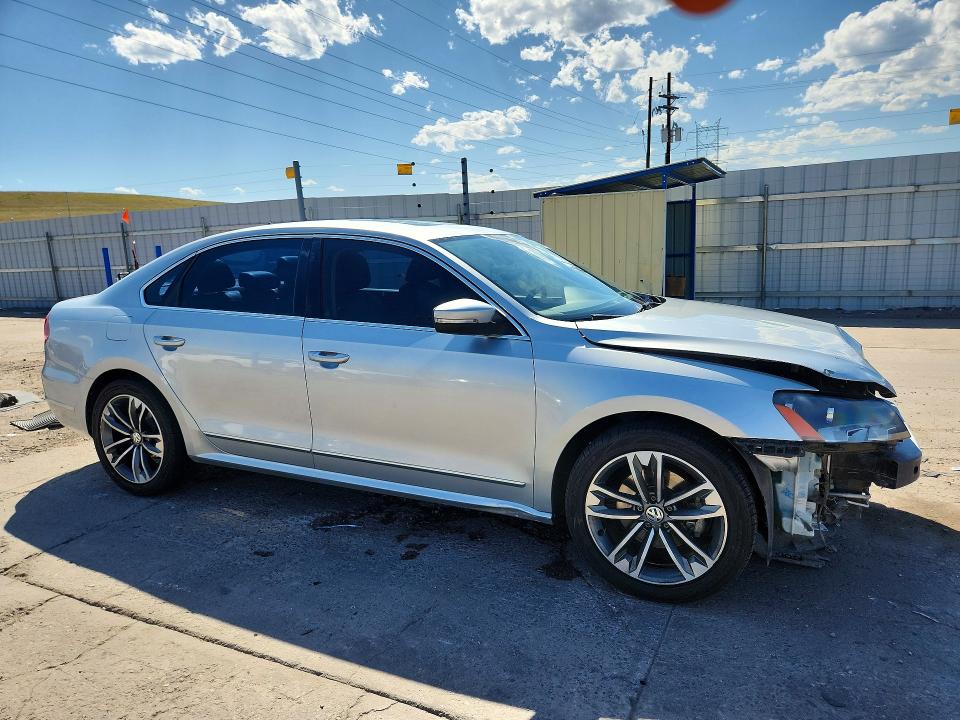 2014 Volkswagen Passat მანქანა იყიდება აუქციონზე, vin: 1VWCN7A32EC046870, აუქციონის ნომერი: 57490566