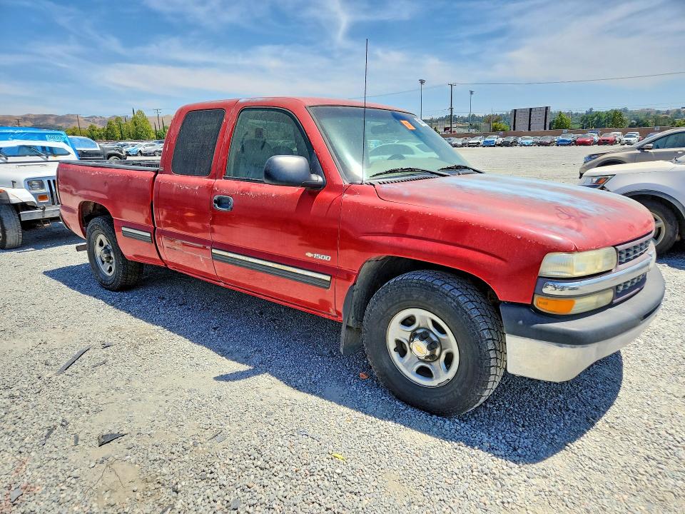 Продаж на аукціоні авто 2002 Chevrolet Silverado, vin: 2GCEC19TX21142945, номер лоту: 56692466