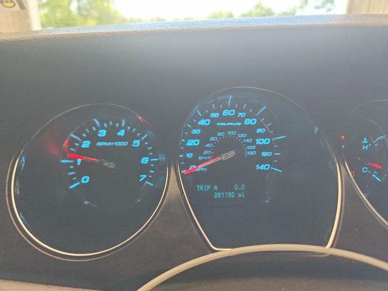 2010 Ford Taurus მანქანა იყიდება აუქციონზე, vin: 1FAHP2HW6AG101304, აუქციონის ნომერი: 55784826