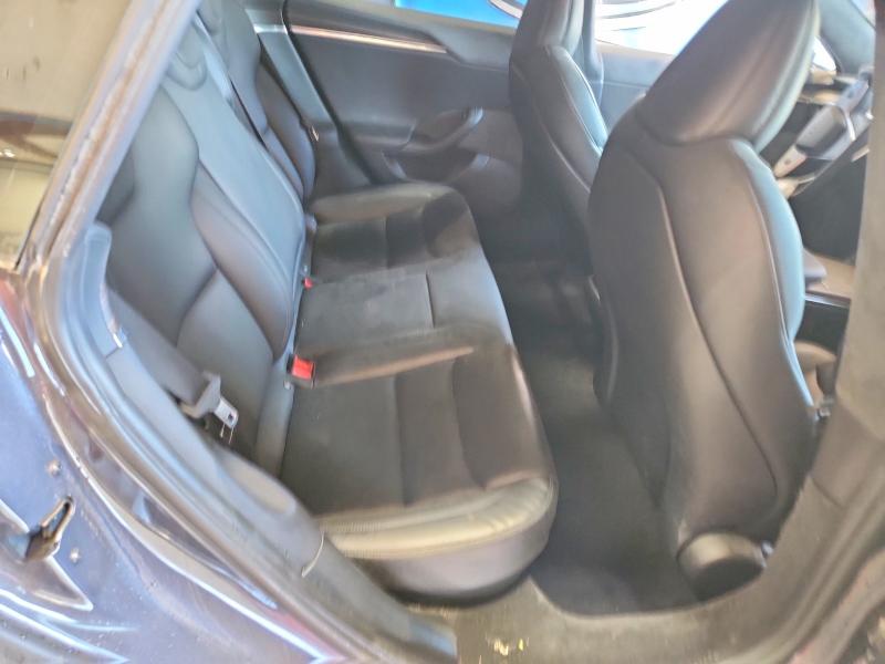 69382495 :رقم المزاد ، 5YJSA1E50NF470151 vin ، 2022 Tesla Model S مزاد بيع