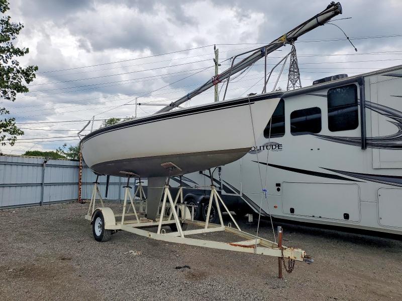 57854856 :رقم المزاد ، 189 vin ، 1981 Unk Boat مزاد بيع