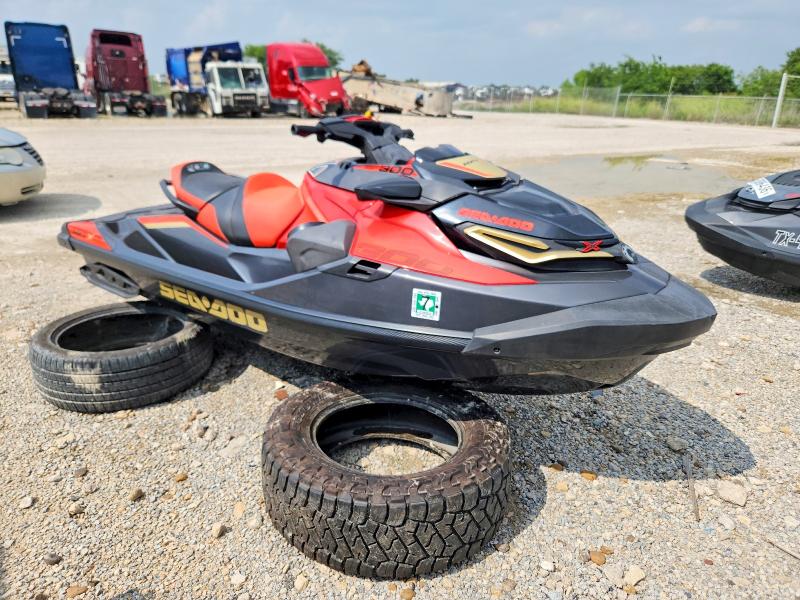 58411826 :رقم المزاد ، YDV66063F020 vin ، 2020 Sea-doo Jet Ski مزاد بيع