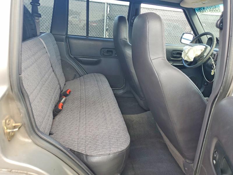 2001 Jeep Cherokee მანქანა იყიდება აუქციონზე, vin: 1J4FF48S41L614629, აუქციონის ნომერი: 59327626