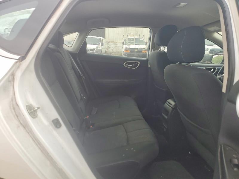 Продаж на аукціоні авто 2018 Nissan Sentra, vin: 3N1AB7AP2JY251745, номер лоту: 57969676