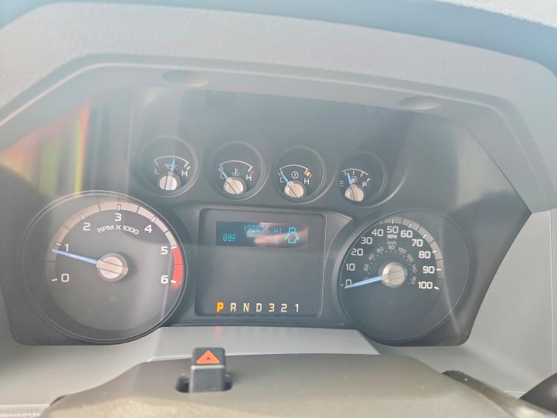 55557356 :رقم المزاد ، 1FDUF5GY0EEA61296 vin ، 2014 Ford F550 مزاد بيع