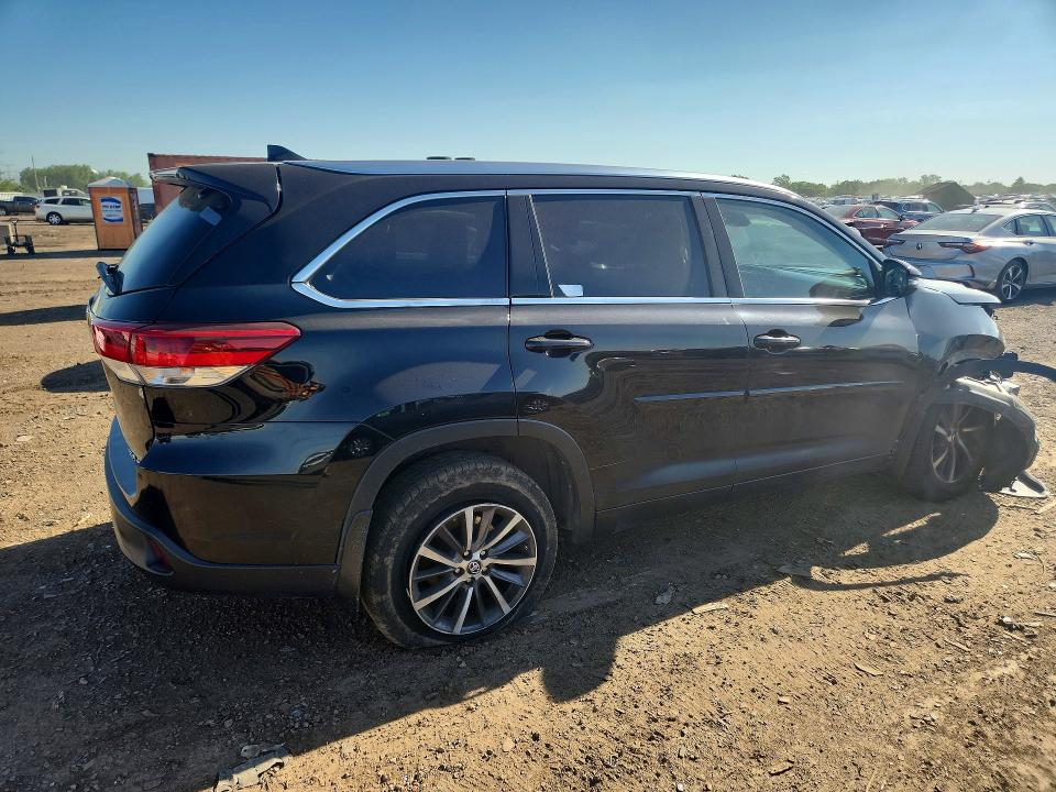 Aukcja sprzedaży 2018 Toyota Highlander, vin: 5TDJZRFH2JS545949, numer aukcji: 55720626