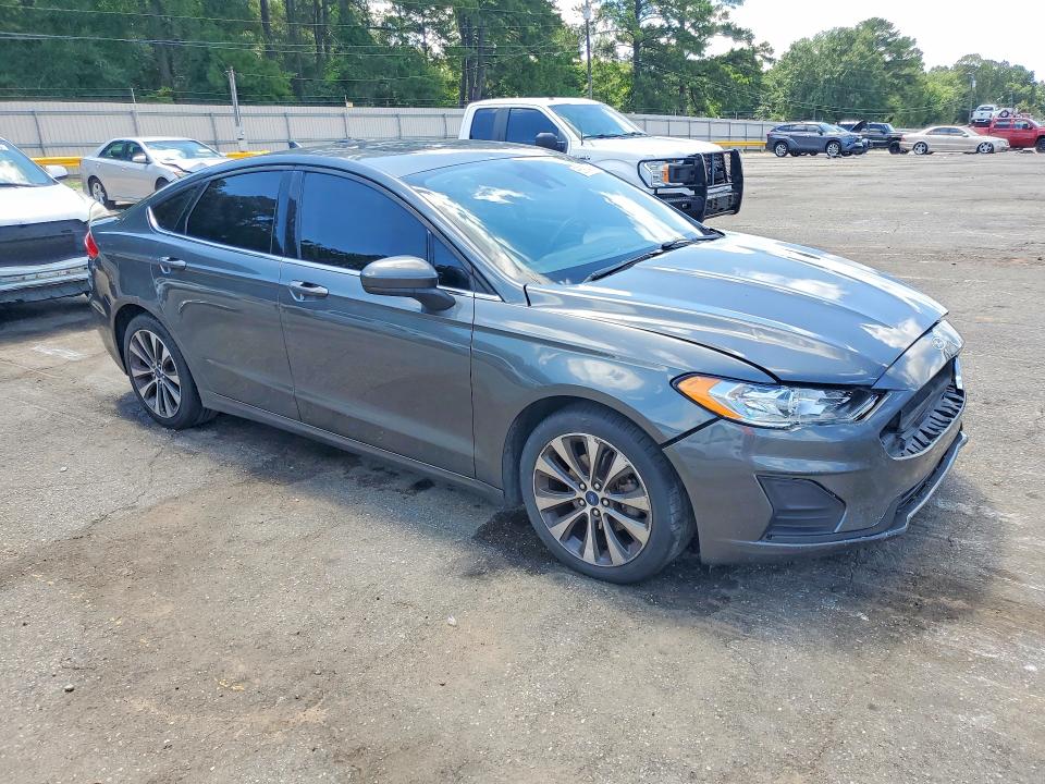 56974806 :رقم المزاد ، 3FA6P0T92LR150217 vin ، 2020 Ford Fusion مزاد بيع