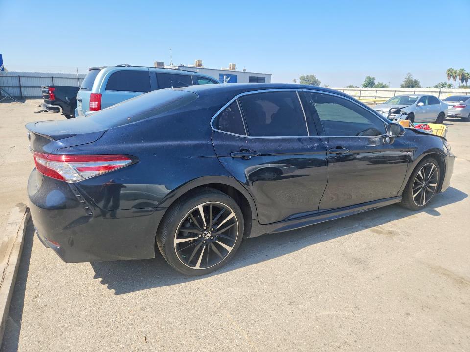 Auction sale of the 2018 Toyota Camry, vin: 4T1BZ1HK6JU506772, lot number: 57882646