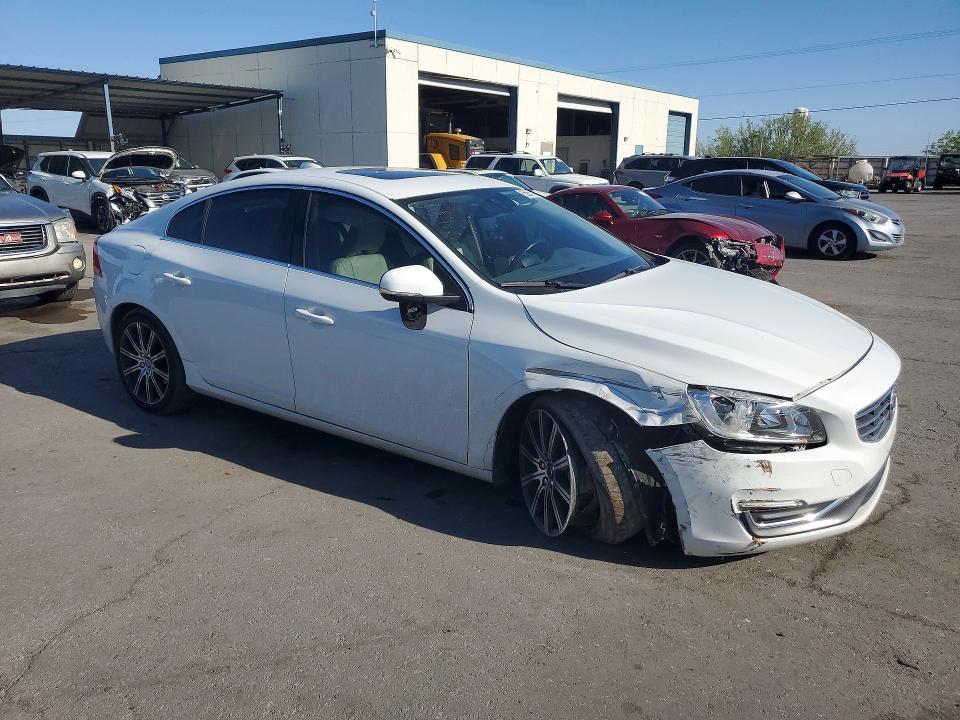 55866106 :رقم المزاد ، LYV402TK5HB125438 vin ، 2017 Volvo S60 مزاد بيع