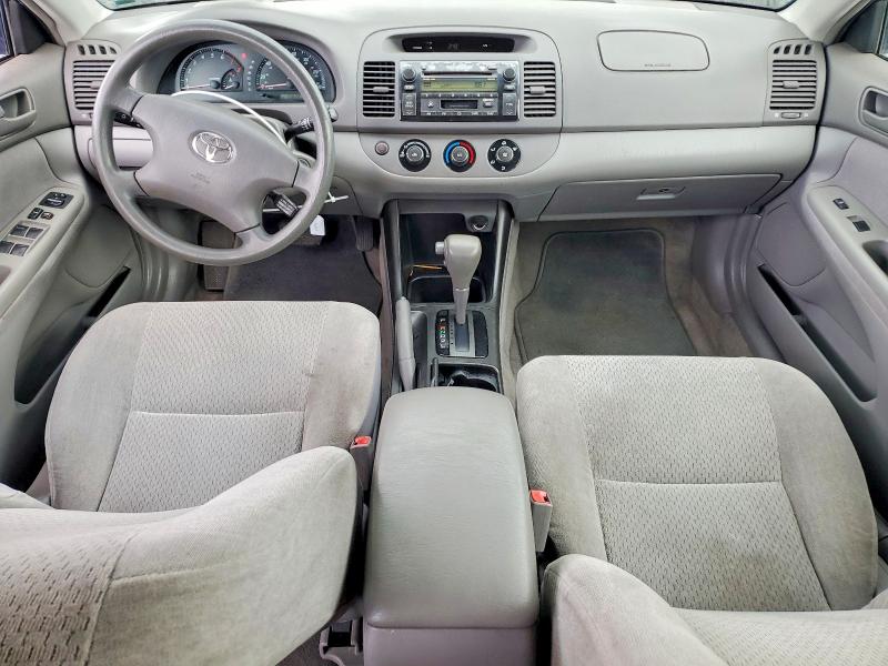 57347806 :رقم المزاد ، JTDBE32K720003457 vin ، 2002 Toyota Camry مزاد بيع