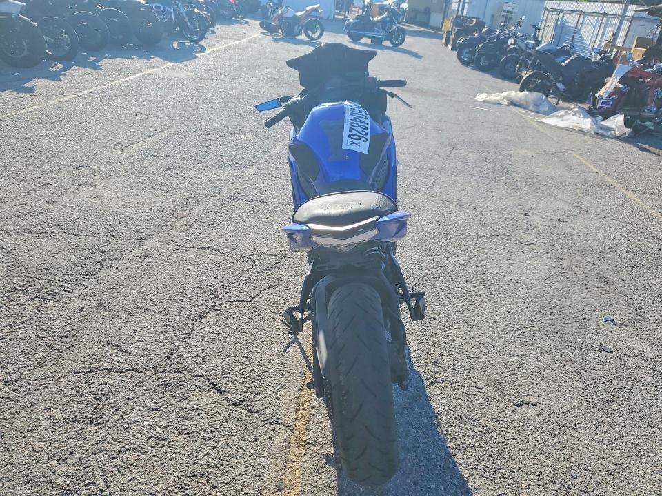 56504826 :رقم المزاد ، JKAEXEE17DDA14067 vin ، 2013 Kawasaki Ex650 مزاد بيع