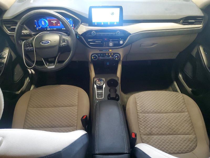 2020 Ford Escape მანქანა იყიდება აუქციონზე, vin: 1FMCU9BZ3LUB13404, აუქციონის ნომერი: 57391496