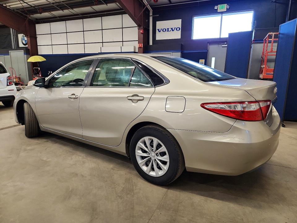 2016 Toyota Camry მანქანა იყიდება აუქციონზე, vin: 4T4BF1FK5GR530605, აუქციონის ნომერი: 56862936