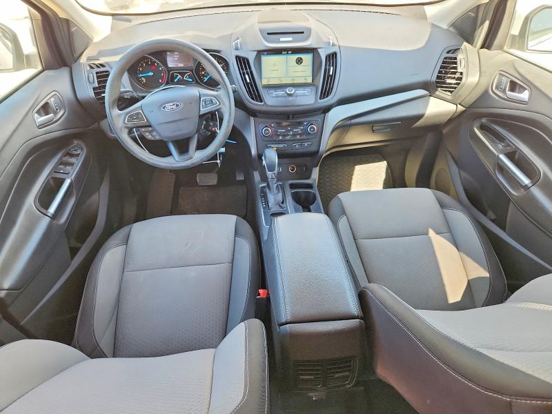55966886 :رقم المزاد ، 1FMCU0GD7JUA18818 vin ، 2018 Ford Escape مزاد بيع
