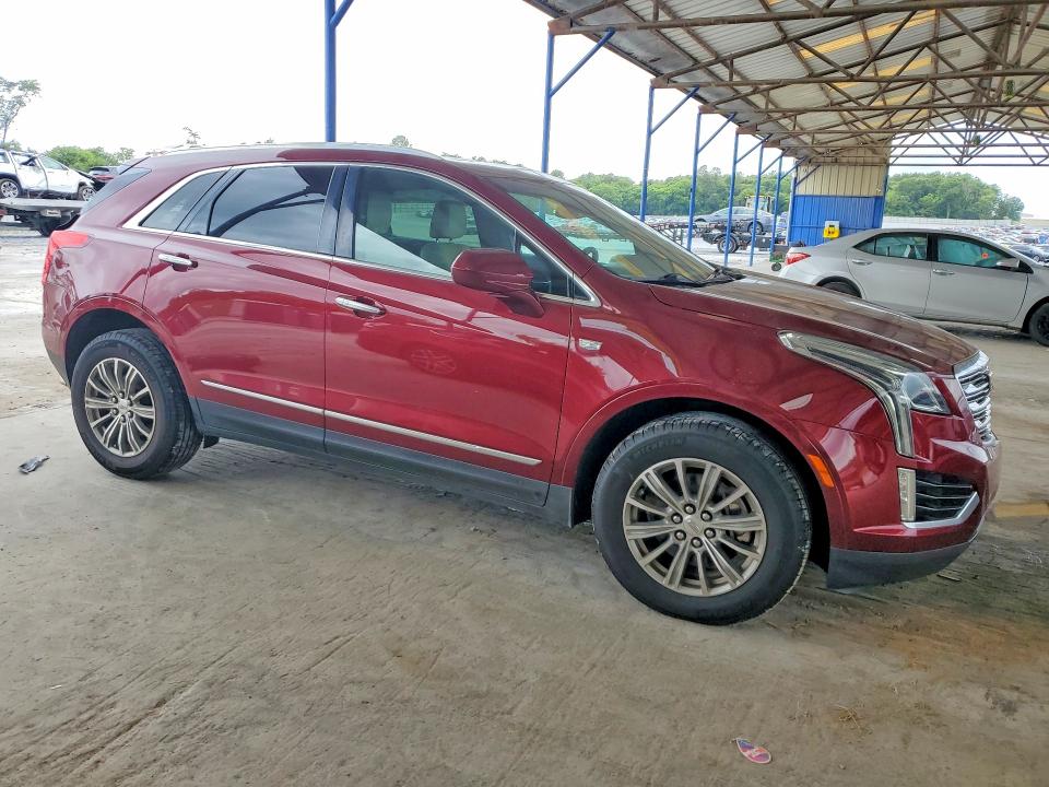 57000306 :رقم المزاد ، 1GYKNBRS0HZ190541 vin ، 2017 Cadillac Xt5 مزاد بيع