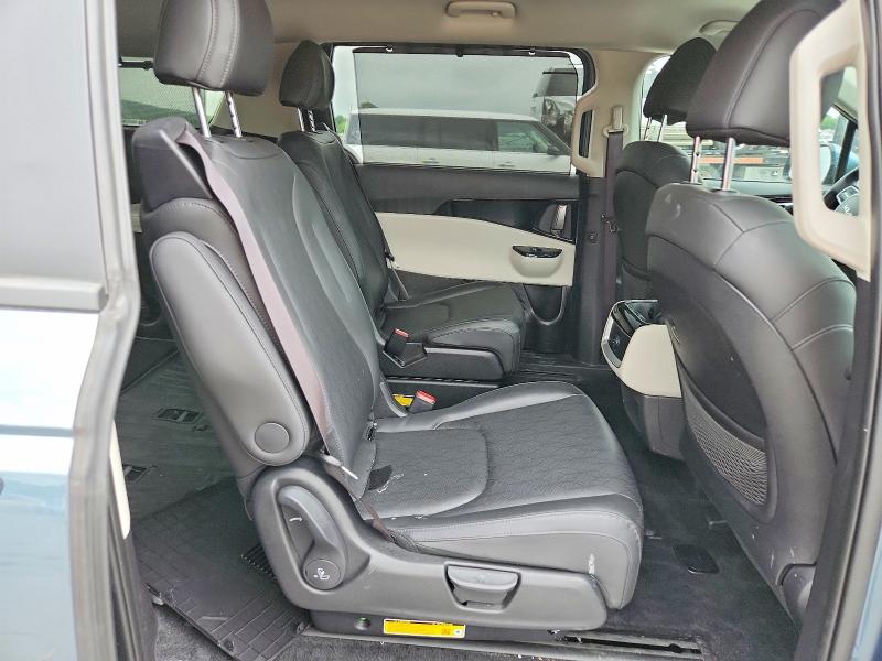 56571516 :رقم المزاد ، KNDNC5H32R6433578 vin ، 2024 Kia Carnival مزاد بيع