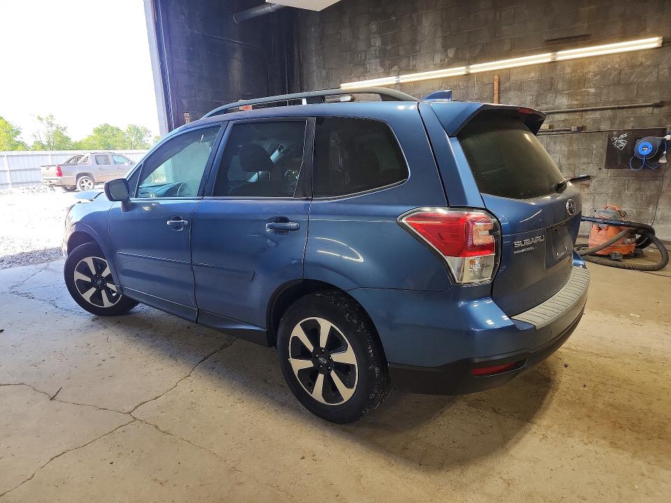 Продажа на аукционе авто 2018 Subaru Forester, vin: JF2SJAGC1JH575739, номер лота: 55855466